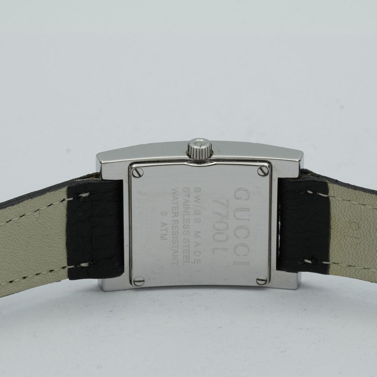 Gucci Women's Watch 260367.8oz Quartz with Leather Band